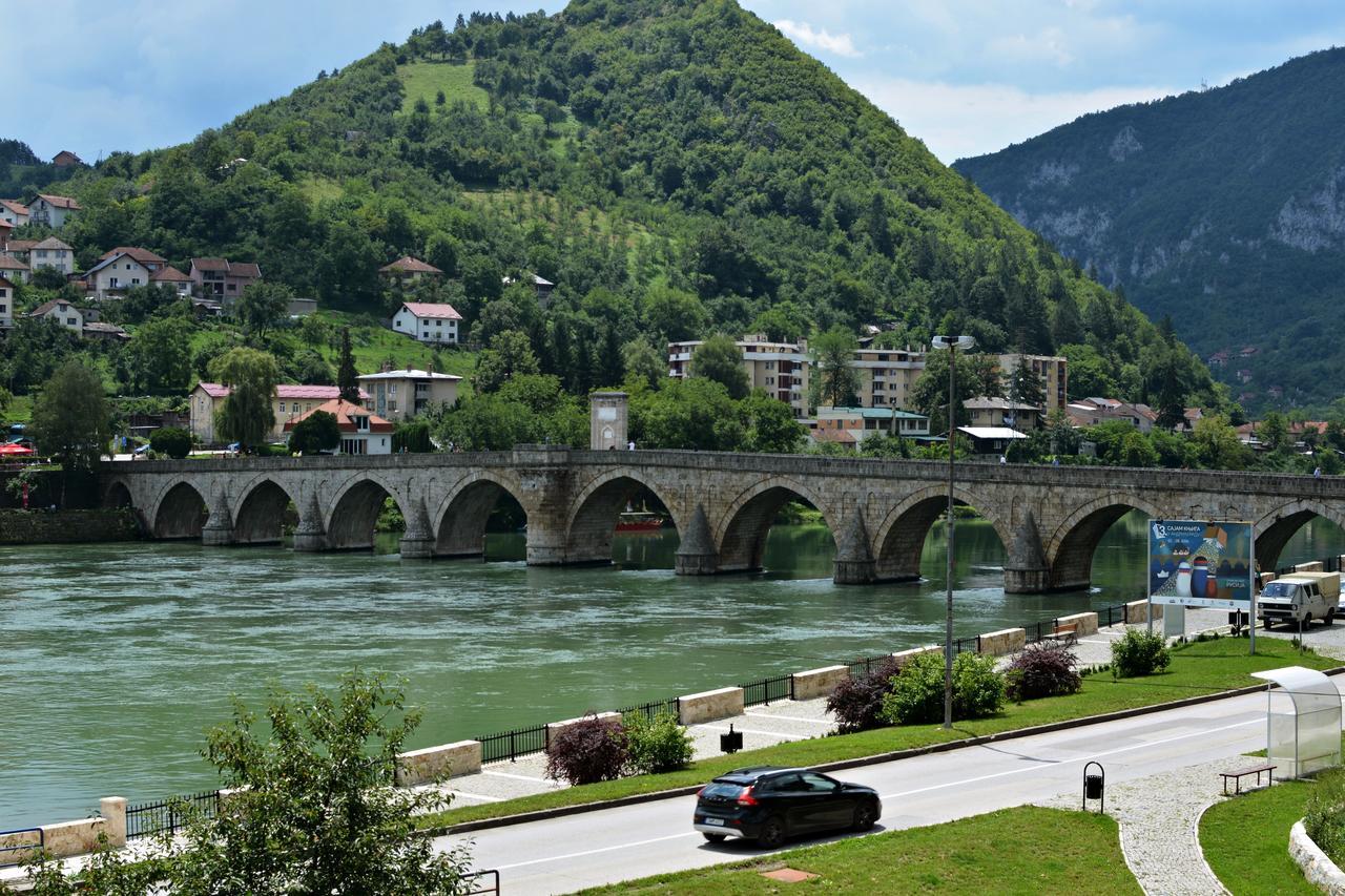 Ive Andrica 3 Lägenhet Višegrad Exteriör bild